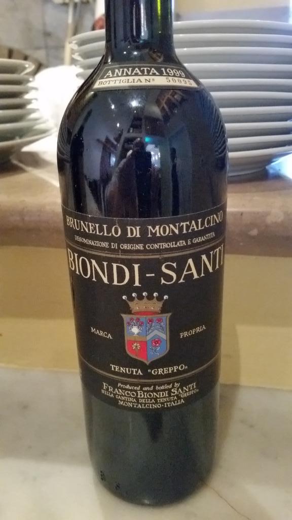 CaptainWine's tweet photo. Who wants to step up for our last one. Drank one last night and it changed my life.. http://t.co/AhM58YiTZf