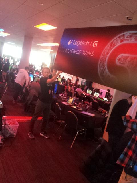 ApogNZ's tweet photo. #langaming making a come back in NZ with @LogitechG and @BigPipeNZ #dnz2014 http://t.co/6IYYwfkPfs