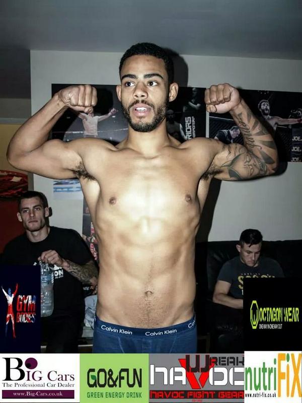 CWA_SouthEast's tweet photo. Jay Whyte of @southendmma looking ready ahead of his MW title fight tonight #BCMMA8 http://t.co/4cVBBkxsSg