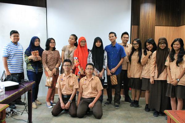 PMR009's tweet photo. Perpisahan Angkatan 22 pada tanggal 19 April 2014 Siamo!!
#latepost http://t.co/xb0rU54Uoj