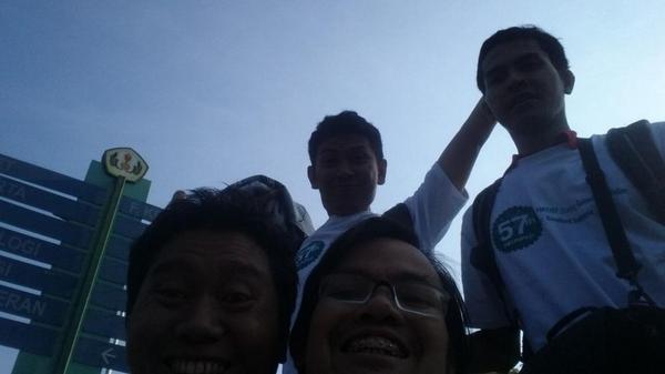 saasgard's tweet photo. @diesnatfkup bunderan #57thfkunpad #amazingrace http://t.co/nlugNhVdeG