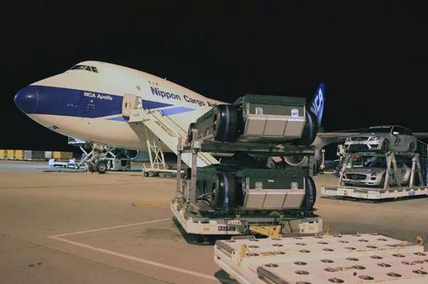 Así llegaba el avión que transporta la #F1 a Japón. #Suzuka #JapaneseGP