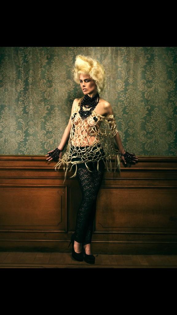 kink_stink's tweet photo. @BalmainHairUK @Balmain #Balmain #balmainhairuk #BalmainArmy #balmainExtensions #balmainarmyisback #topmodel http://t.co/N5yYJKIrdo