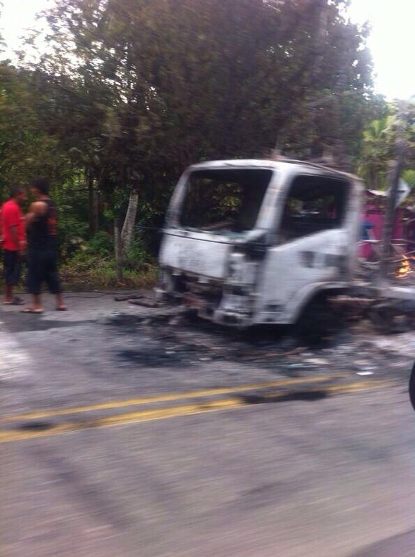 PaolaHolguin's tweet photo. Esta paz de Santos, no es mi paz #PazEsSeguridad http://t.co/pF8ehjTF1K