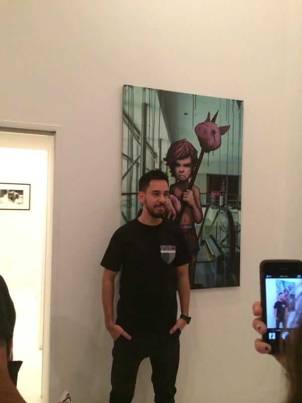 aivlysrodriguez's tweet photo. Last night at the #BeastAstray #MallMovie art show opening was pretty cool @lorenzoerr @linkinpark @knowngallery http://t.co/sVDu3rxHDh