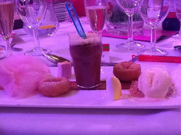Eva_Awards's tweet photo. Dessert from @RowleysatBFC @chefpaulrowley, treats from #Blackpool's Golden Mile #EVAfood #NorthWestHour #EVAS2014 http://t.co/KCtnr8H67w
