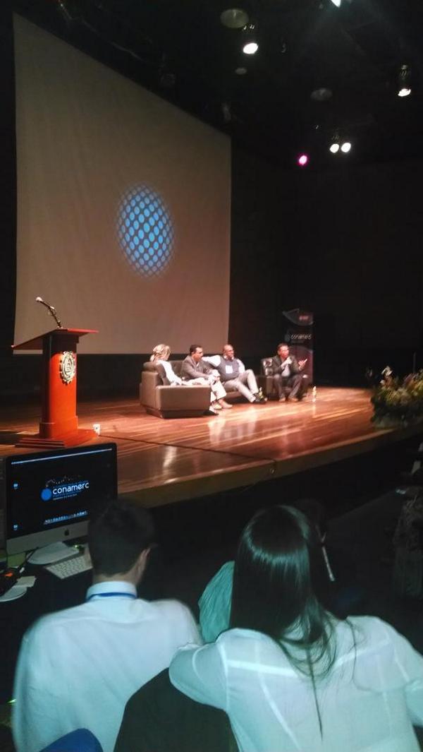 expertosenmarca's tweet photo. @mauricibejarano @ChefBurgerMed @Haceb @Vicenteencarna1 dejando por lo alto #Conamerc2014 http://t.co/2wRA2poZp4