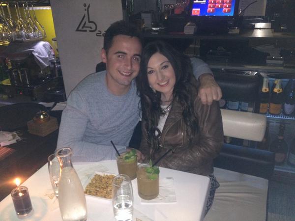 NostalgiaLab22's tweet image. Celebrating date night &amp;amp; getting drunk @meglloyd26 #enjoy #chinchin