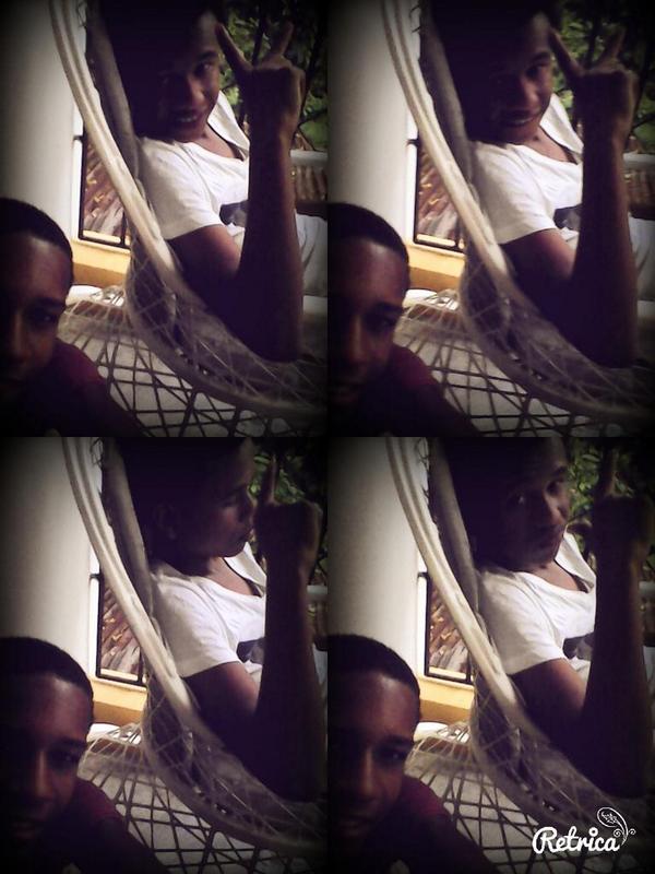 bryanguante_'s tweet photo. Wea Aqui Con #Isaul @isaul_perez :* http://t.co/UyHn0GLLMD