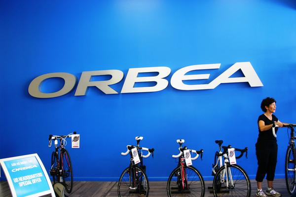 cdotsmedia's tweet image. In case you didn't know, #BDB100 is tomorrow. @SpokesLR is going to be busy with cyclists from across the country.