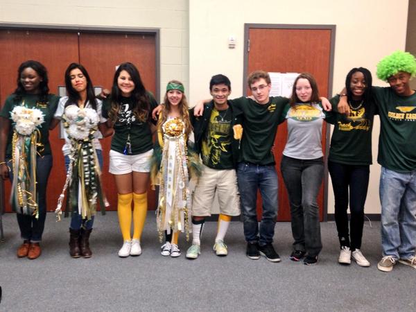 harmyru's tweet photo. Let's go eagles! ๐๐๐ #KFHCweek http://t.co/KQwpTAf5vJ