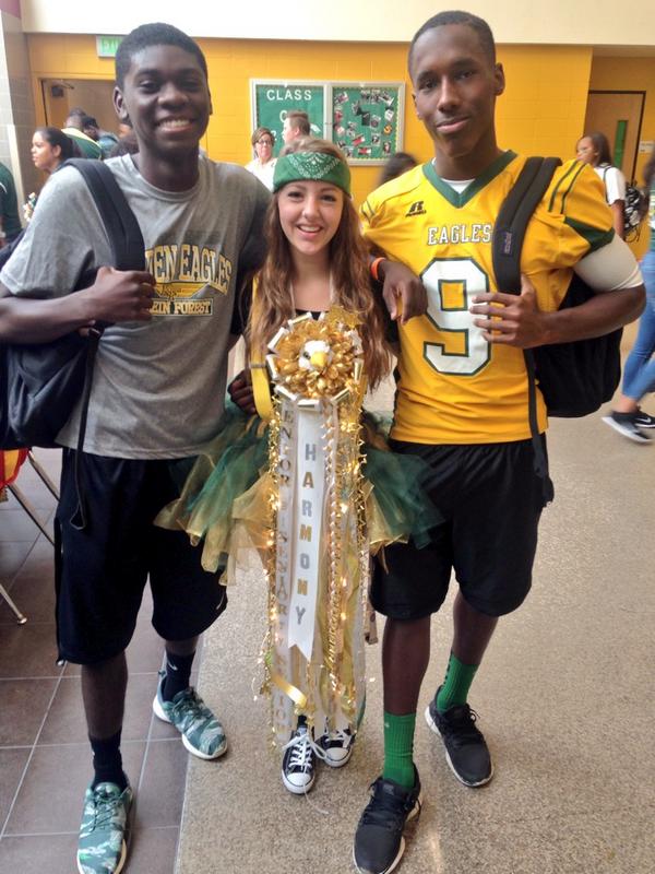 harmyru's tweet photo. Let's go eagles! ๐๐๐ #KFHCweek http://t.co/KQwpTAf5vJ