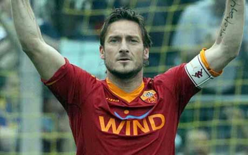 Happy 38th birthday to Roma captain Francesco Totti. 