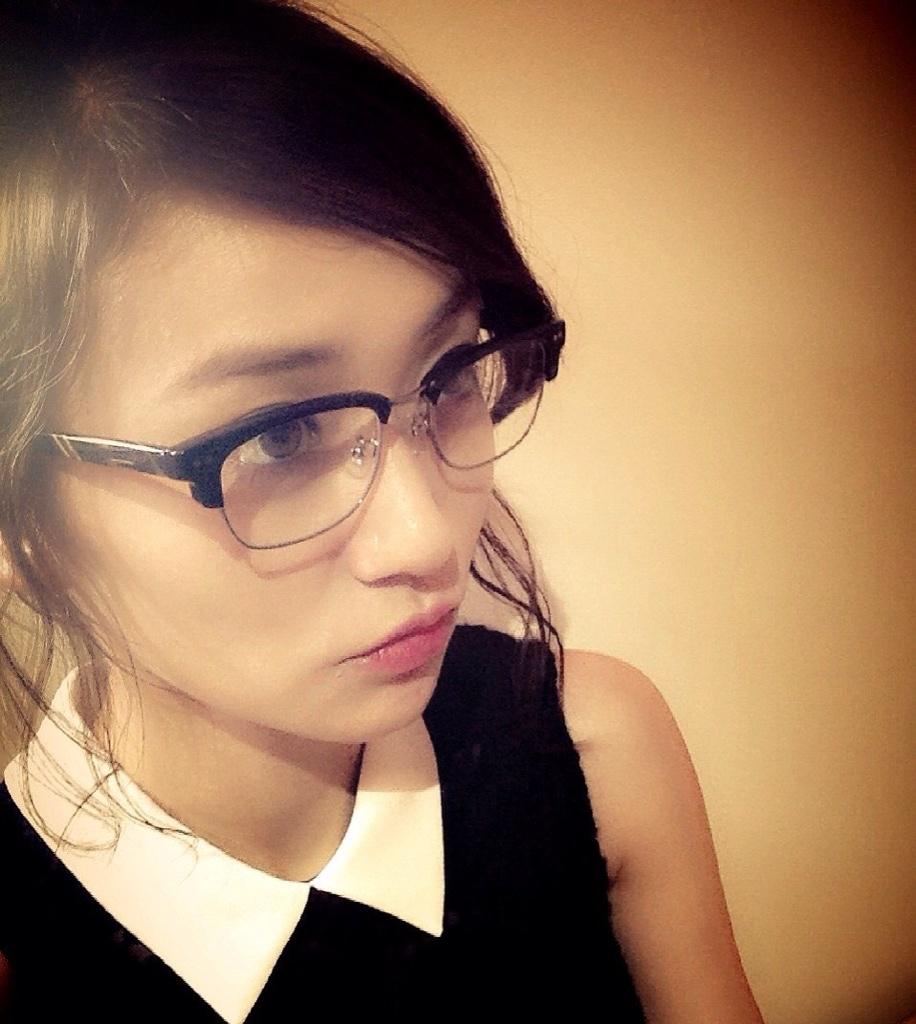 大島優子　メガネ 