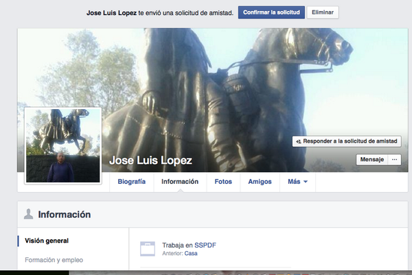 mariapriet0's tweet photo. Esto ya es el colmo! Me paró un polcía y me pidió mi licencia. Corte a: el cuate me agrega en facebook. #tengopanico http://t.co/TCEVqkDEZU