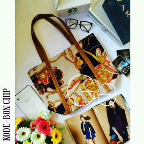 NGallery_ tweet picture