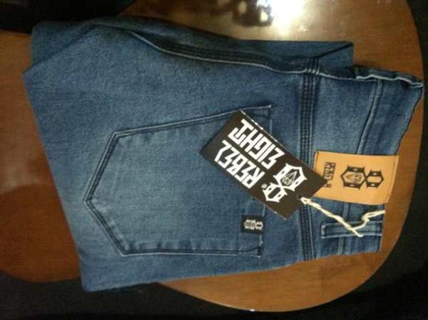 Celana Panjang ,, Rebel8 size S-XL idr_250K ,, minat langsung chat saja ,, atau hub CP kami