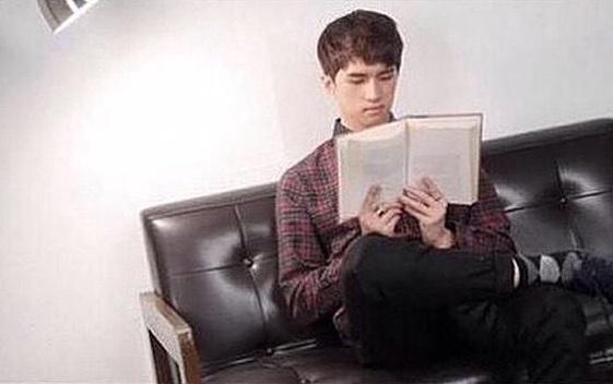 when your mom comes into your room and you have to pretend that you are studying real quick
