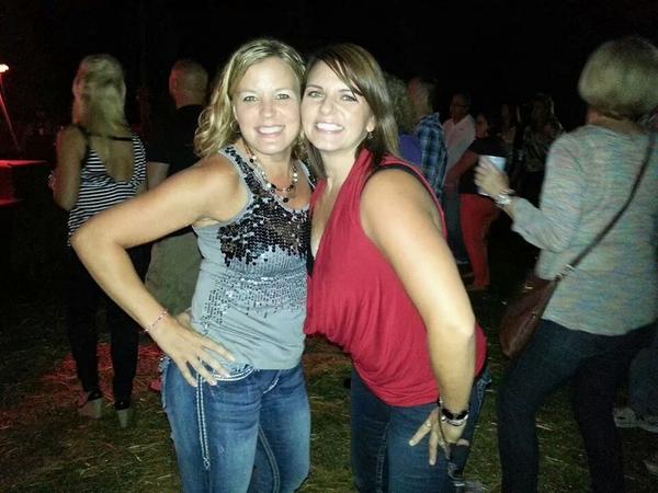 ljptweets's tweet photo. #throwback #2013 #concertonthecourse #bff #loveher So many fun music memories this last year. #1yrtoday http://t.co/sYNxVt3cch
