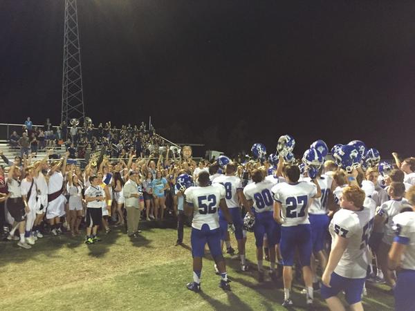 DeerCreekFB's tweet photo. #WeBelieve Creek is 1-0 in district after a 31-13 win over Piedmont http://t.co/IoKZRGQ3jW