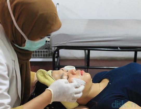 Selesaikan semua masalah diwajah kamu dengan perawatan di <a href="/HarmonyJogja/">Slimming akupunktur</a> diskon.com/Yogyakarta/har…