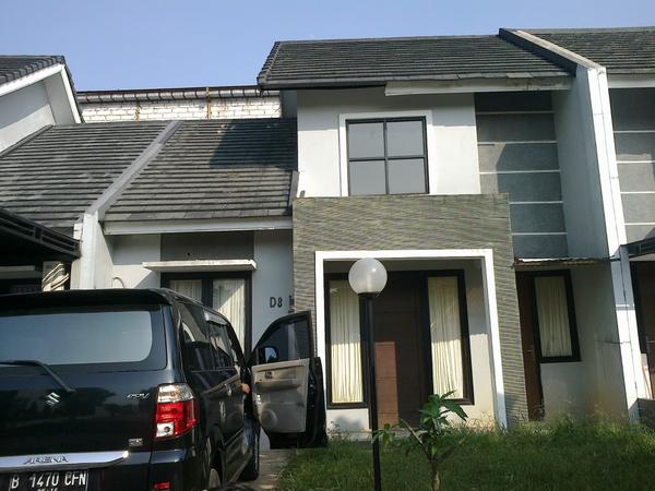 iklanrumah1's tweet photo. JUAL CEPAT!!Rumah type 72 wilayah Ciputat,SIAP HUNI!!http://t.co/JA3neRdPVT http://t.co/ytzBJO4fL8