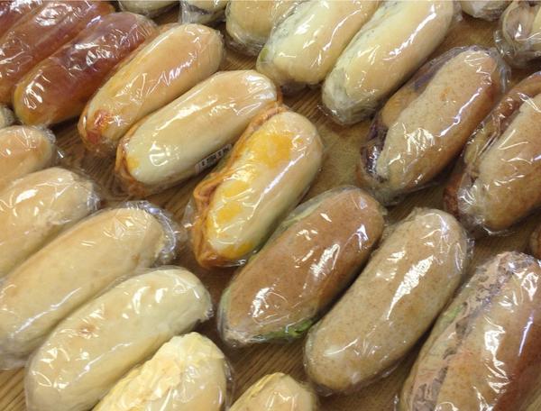 kuni24's tweet image. 今日のランチ。iacoupe.com #clojurecup コッペパンたくさん。