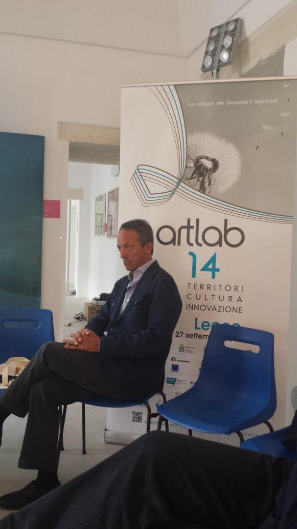 QuartaCaffe's tweet photo. Antonio Quarta, impresa coesiva "ante litteram" ora ad #ArtLab14 @GaetanoQuarta @EdoardoQuarta @Michelangelospe http://t.co/h9x3VHGXOq