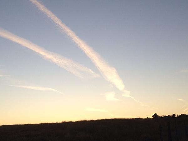 HillWalker70's tweet photo. #playboyrabbit clouds 😃👍 xx http://t.co/LiJCsVcJpx