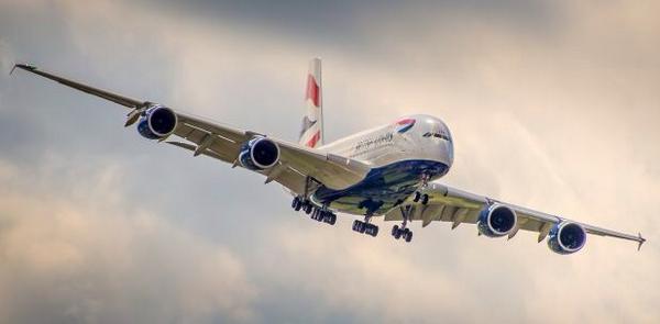 Great chat with fellow pax on #heathrow pod. It brings people together! <a href="/HeathrowAirport/">Heathrow Airport</a> <a href="/British_Airways/">British Airways</a>