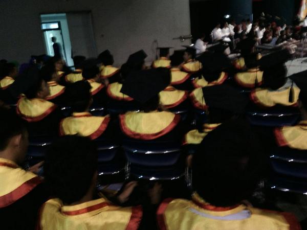 _komunikom's tweet photo. Selamat kk :-) http://t.co/JeUpwCT66H