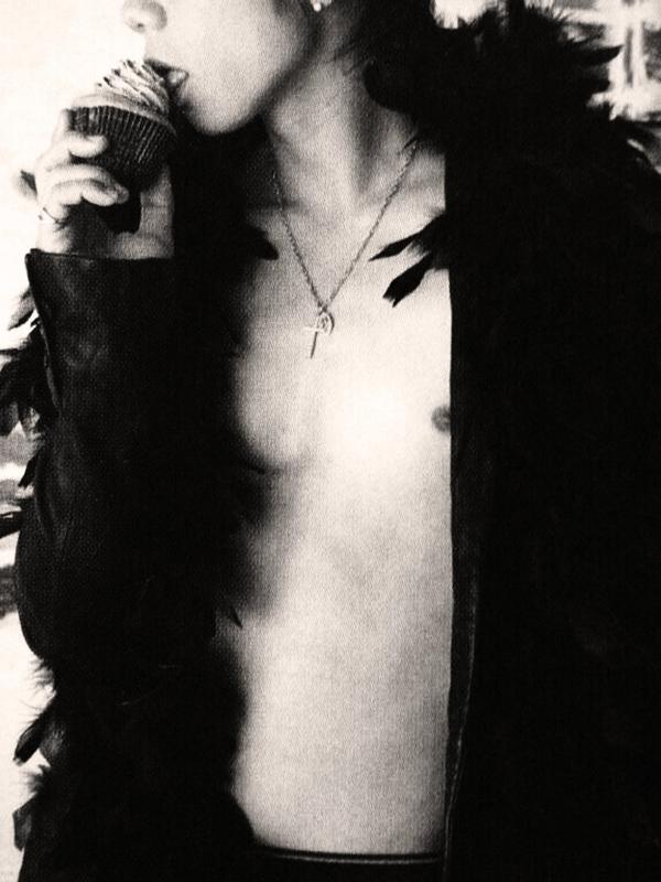 __kirn's tweet photo. .

　　　　早くKiss me ?
　　　 そんな 焦んなよ

　　　　リバ / 束縛 / 依存
　　　　　想わせ / 豹変

　　　Rt
　　　　　　⇢
　　　　　　　　　　犯

#RTしたnrさんbotさんフォローする http://t.co/148FHkt6FW
