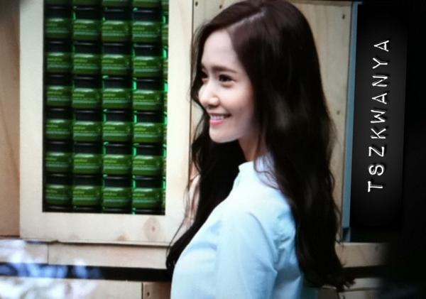 [PIC][27-09-2014]YoonA tham dự sự kiện “Innisfree PLAY GREEN Festival 2014” tại Seocho Culture & Arts Park vào chiều nay - Page 3 ByhxhvaCYAAdoqo