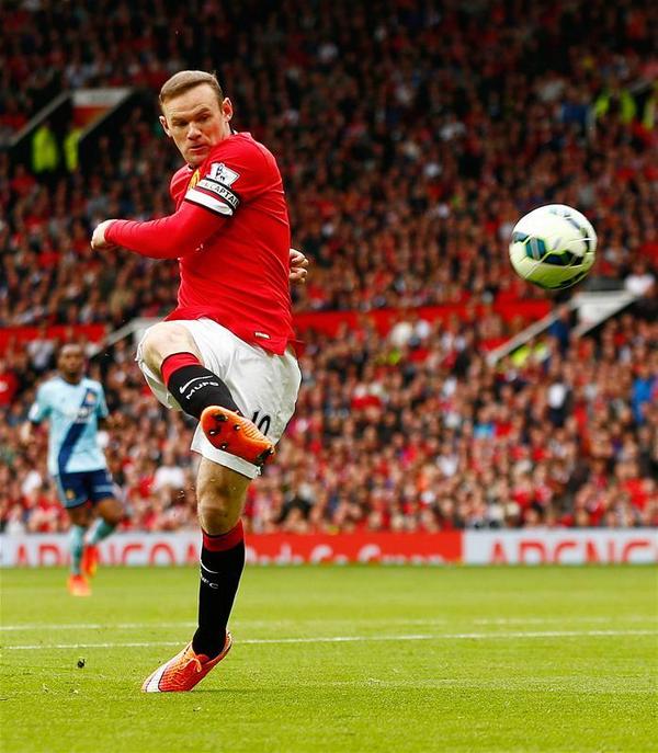 indomanutd's tweet photo. Gol ke 176 Rooney di Premierleague http://t.co/OIvvRQzEFY
