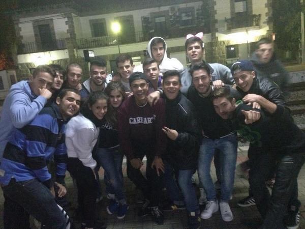 adrianrequejo's tweet photo. Que buena noche. http://t.co/18t3GotcnE