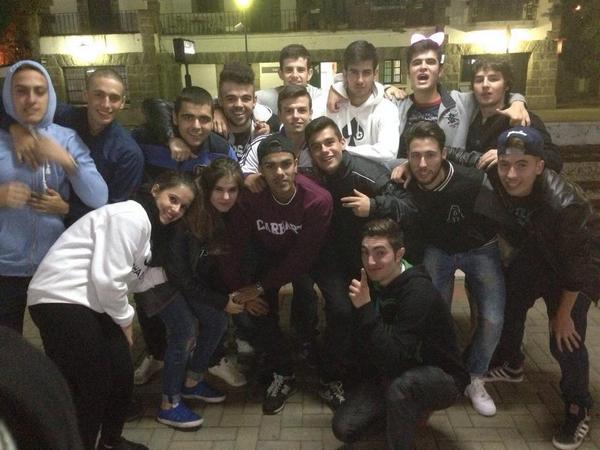 adrianrequejo's tweet photo. Que buena noche. http://t.co/18t3GotcnE