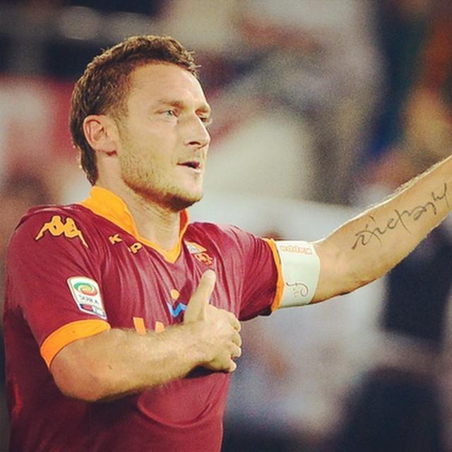 Happy 38th birthday Francesco Totti!        
