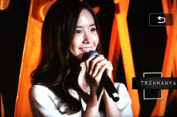 [PIC][27-09-2014]YoonA tham dự sự kiện “Innisfree PLAY GREEN Festival 2014” tại Seocho Culture & Arts Park vào chiều nay ByiMAhqCEAA7Xbn