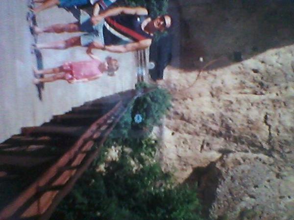 vila1919's tweet photo. Muchas felicidades!!!no m olvidare nunka...tquiero http://t.co/Av1qir24uI