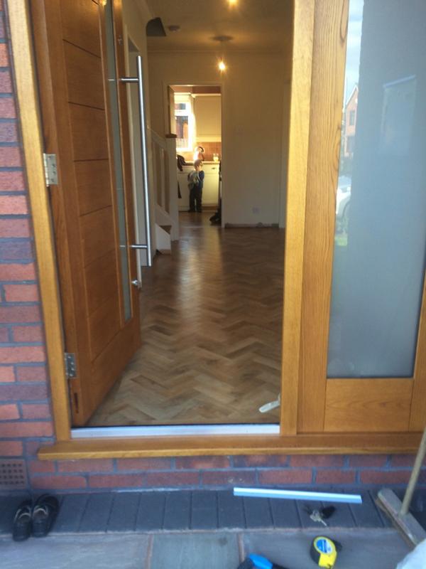 ClewarthW's tweet photo. Job of the week @KarndeanFloors AP01 Art Select to hallway with self border .One happy customer this morning.😃 http://t.co/molZUiv6js