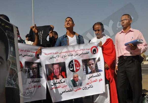 masrawy's tweet photo. بالصور.. خارج أكاديمية الشرطة.. ''مولد صاحبه بيتحاكم'' http://t.co/At1aqtaUAD http://t.co/cfZVrbEI5e