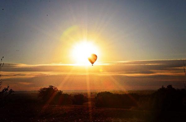 A photo of Thursday evening's flight from our friends, the Furlongs! #Galena #HotAirBalloon #Sunset