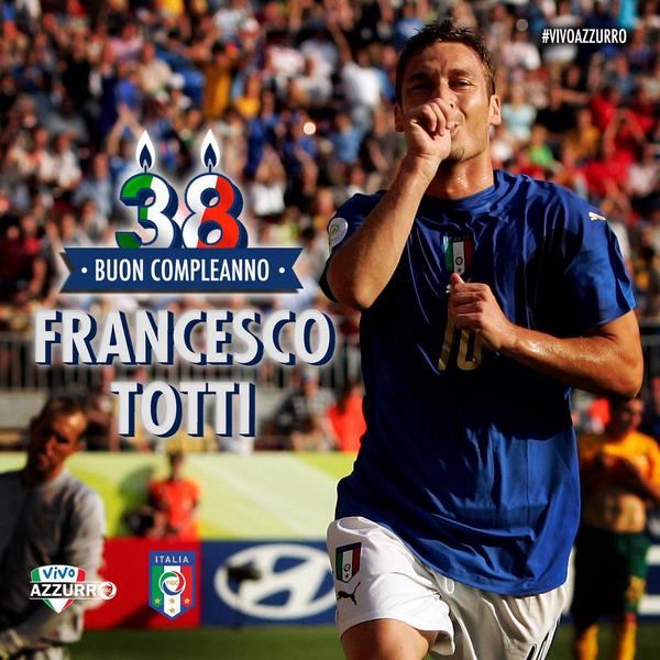 Azzurri_En's tweet image. Happy Birthday to Francesco #Totti, who turns 38 today! #TottiDay #Azzurri @OfficialASRoma bit.ly/1sBPO1F