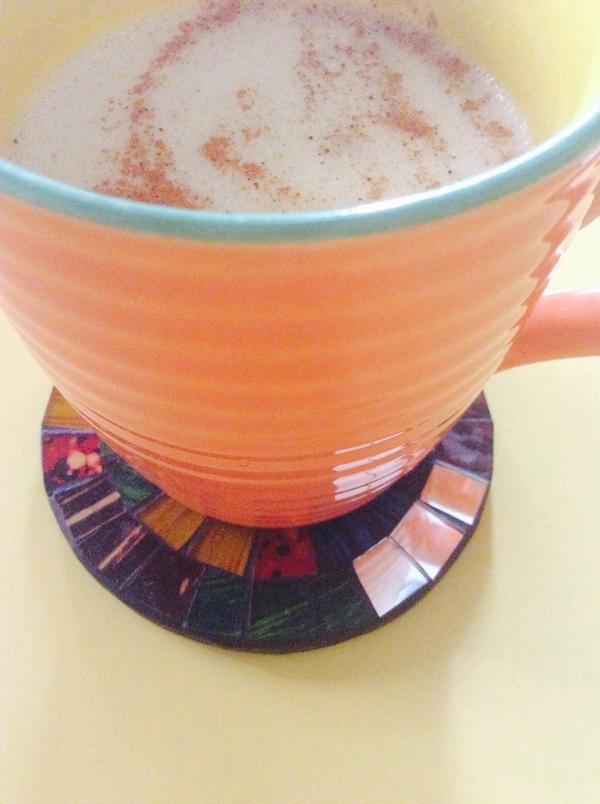 LoveCleanEating's tweet image. Soul food smoothies - the Banana Bread Smoothie with only 4  ingredients cleanereatingwithlove.wordpress.com/2014/09/27/qui…