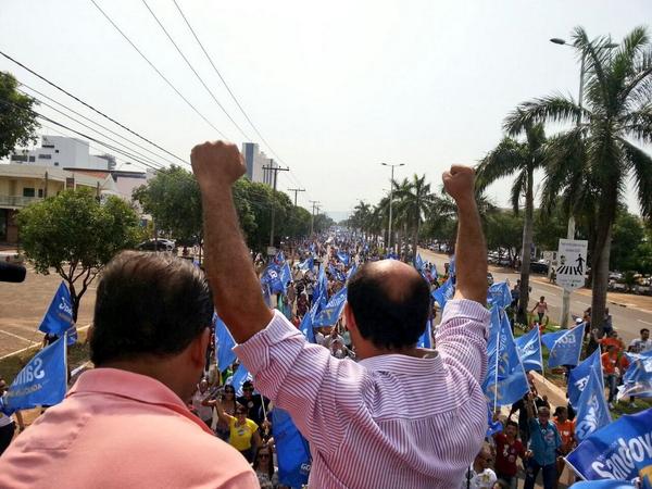 GovSandoval77's tweet photo. O povo escolheu a verdade. A mudança está nas ruas. Aoooooo Sandoval! http://t.co/xz3OjqXuiB