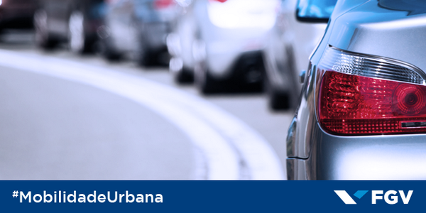 FGV's tweet photo. Pesquisadores da FGV/DAPP analisam a crise da mobilidade urbana: http://t.co/1NwHdV0d2n http://t.co/2YvTf2LlbF