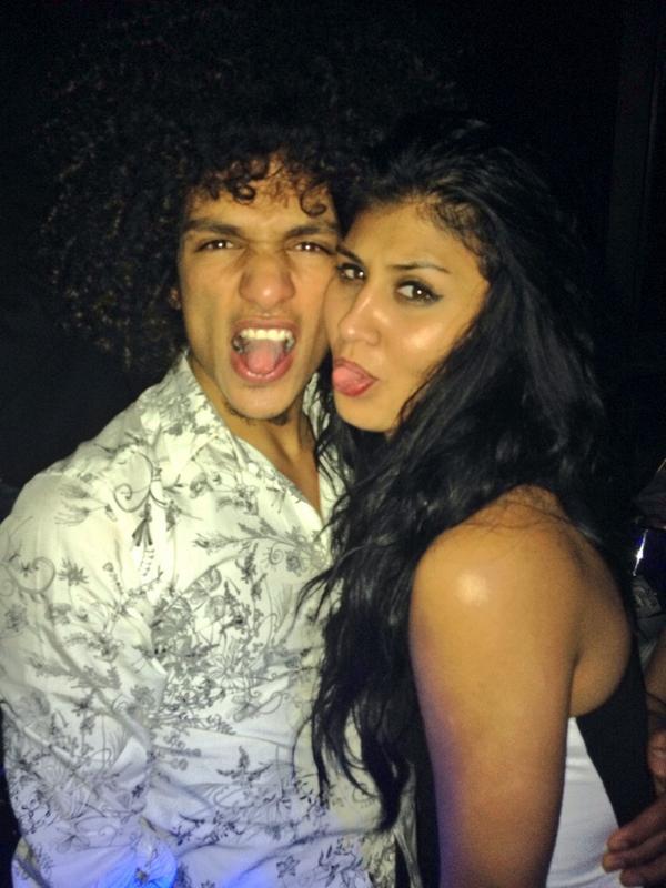 RealityTv_News's tweet photo. “@JamelChaibiOff: Avec Jessica 😛
@jessda_ss8 #SS8FINALE http://t.co/af5UNHmhjc” ✌️☺️