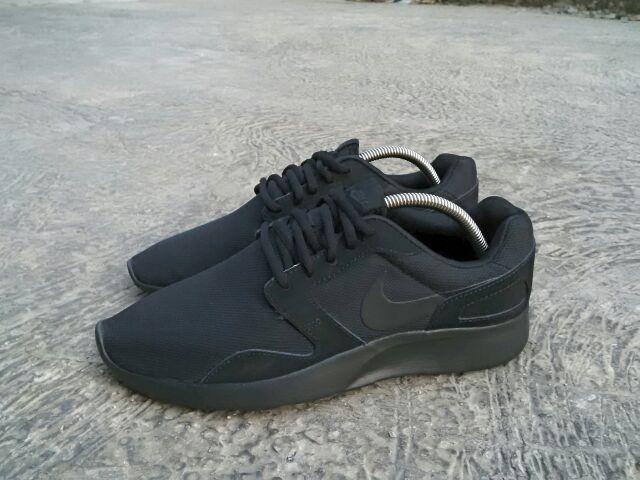 nike kaishi triple black