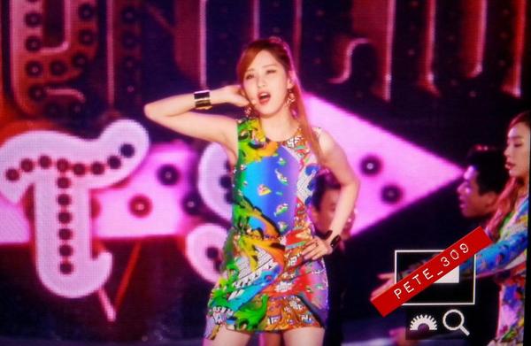 [PIC][27-09-2014]TaeTiSeo biểu diễn tại "MBC Show! Music Core 2014 SKY FESTIVAL K-POP Festival in ICN" vào tối nay  ByizhyDCQAAq7V1