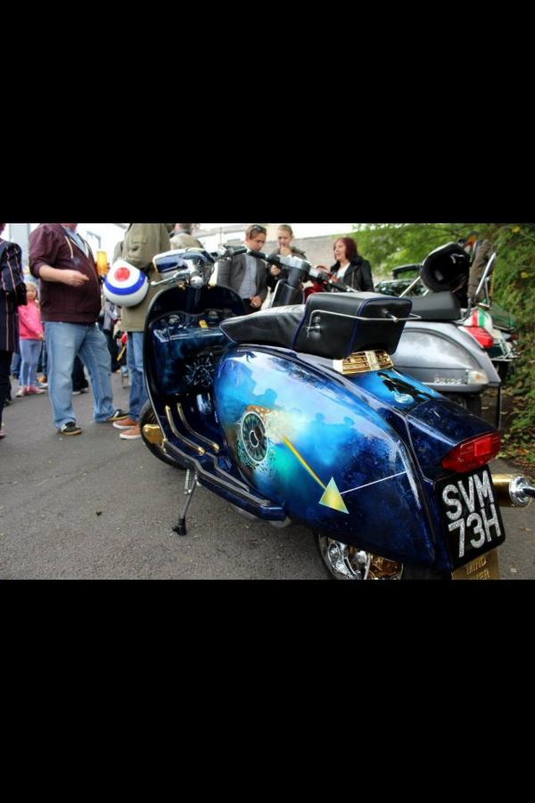 GordonHowarth55's tweet photo. @Quadrophenia_uk great day at the #RibbleValleyModWeekender http://t.co/Bvf2AEfvGA